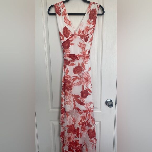 Christian Siriano Dresses & Skirts - Christian Soriano New York. Women's Red and White Floral Print Dress Size 10